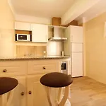 Cozy In 80 M² With View Apartment Portimao